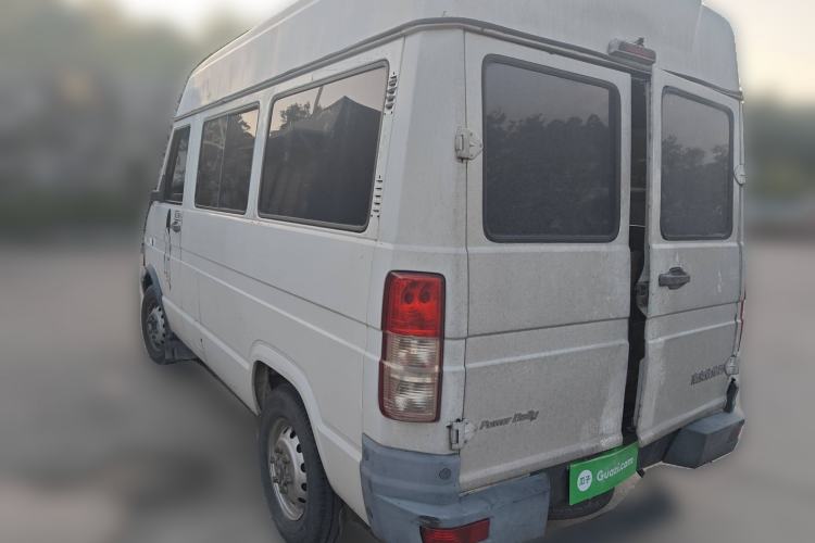 Used Iveco Daily 2014 2.5T-A35 NJ6484ACM47Z4
