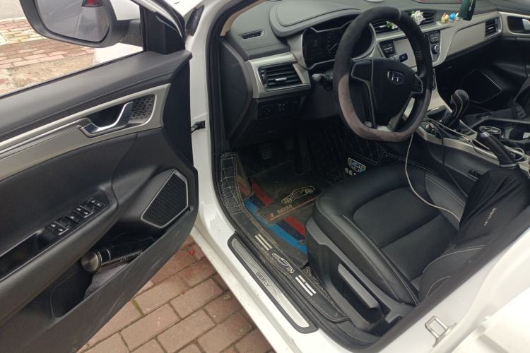 Used Geely Auto Emgrand GL 2017 1.8L Manual Elite Model Driver Seat