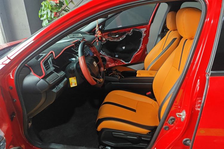 Used Honda Civic 2021 HATCHBACK 220TURBO CVT New Trendsetter
