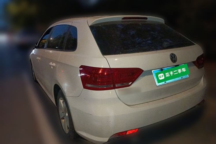 Used Volkswagen Gran Lavida 2013 1.6L Automatic Fashion Model
