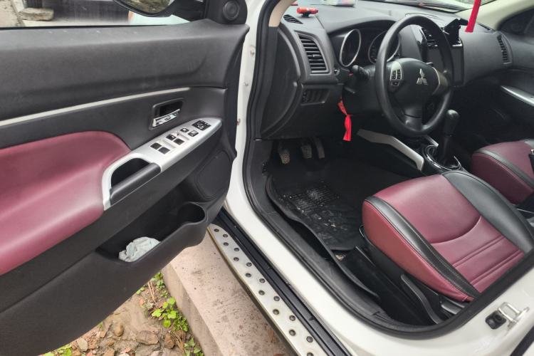 Used Mitsubishi ASX 2018 1.6L Manual Two-Wheel Drive Fashion Edition Driver Seat