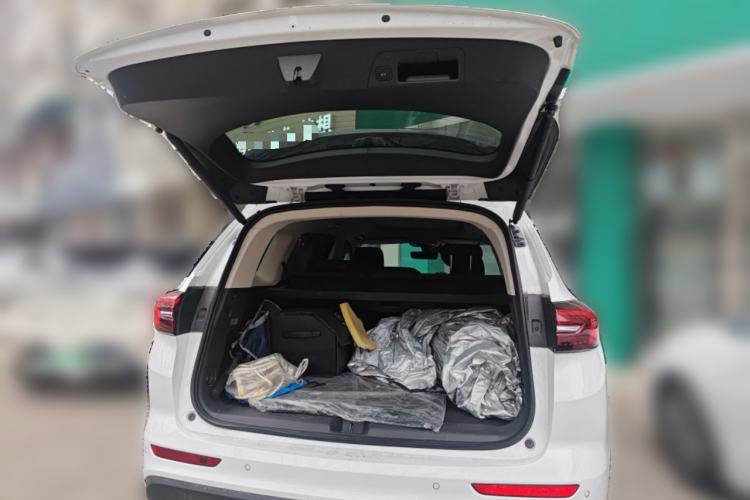 Used Buick Envision 2022 Encore Plus 652T Five-Seat All-Wheel-Drive Luxury Model
