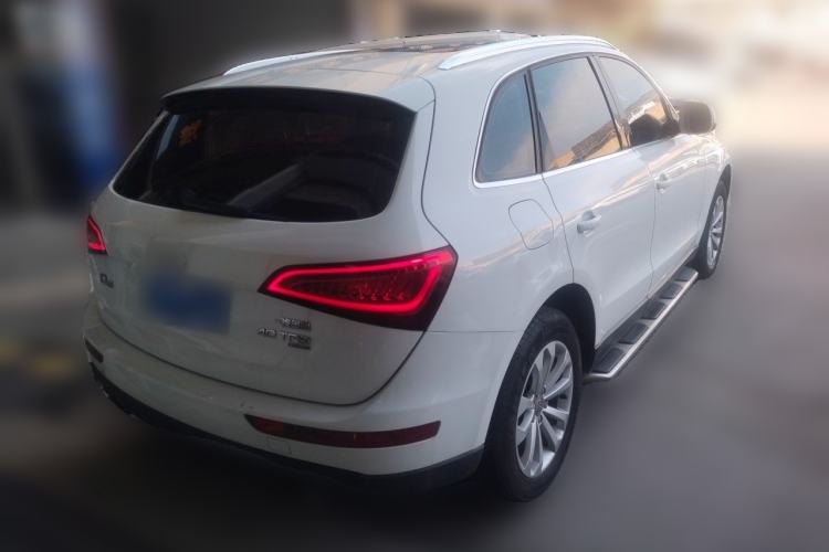 Used Audi Q5 2013 40 TFSI Technology Edition Rear Right 45 Deg