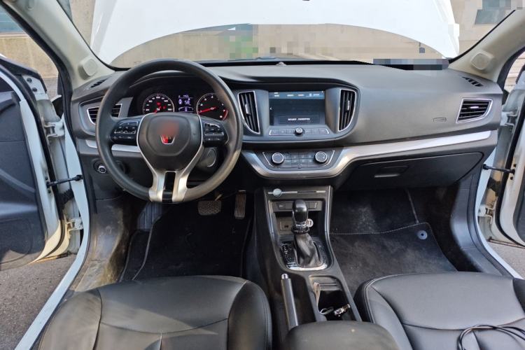 Used Roewe 360 2018 PLUS 1.5L Automatic Luxury Edition Center Console