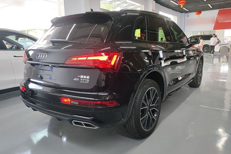 Used Audi Q5L 2025 quattro 45th Anniversary Edition 45 TFSI Luxury Dynamic Model
