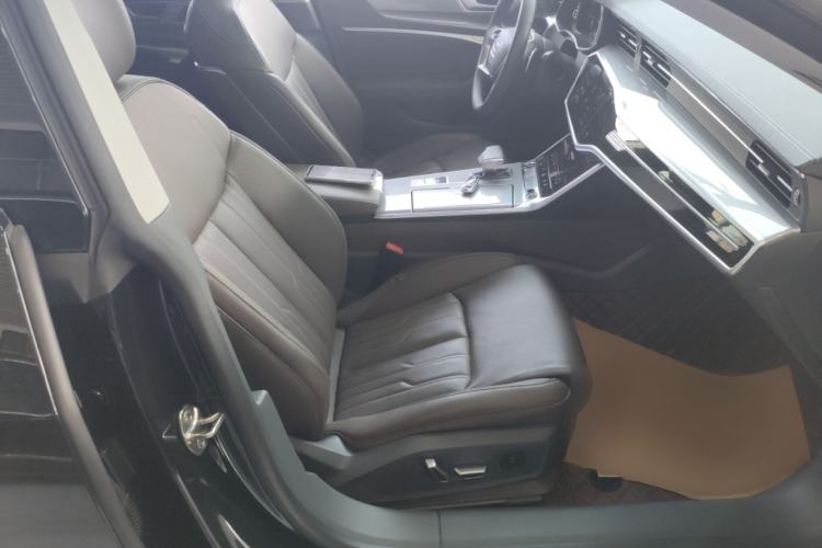 Used Audi A7L 2024 45TFSI quattro S-line Visionary Edition Flow Crystal Package
