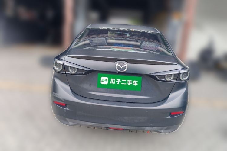 Used Mazda 3 Axela 2014 Sedan 1.5L Automatic Luxury Model