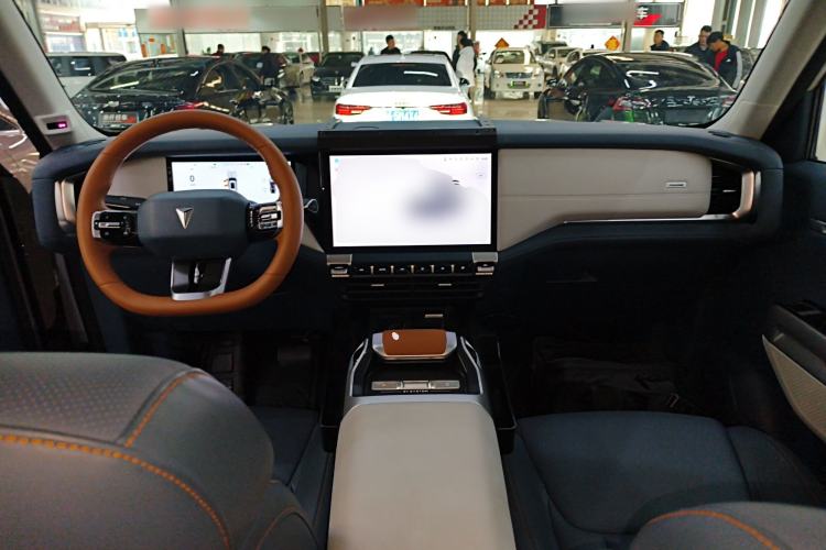 Used Deepal G318 2024 Four-Wheel-Drive Air Suspension Model
