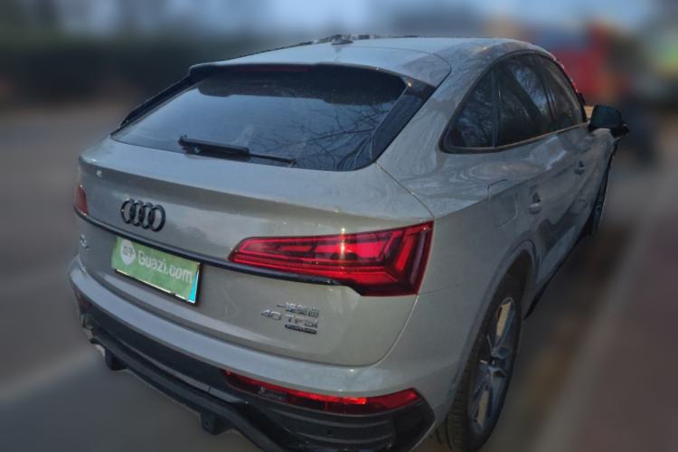 Used Audi Q5L Sportback 2022 40 TFSI Luxury Model Rear Right 45 Deg