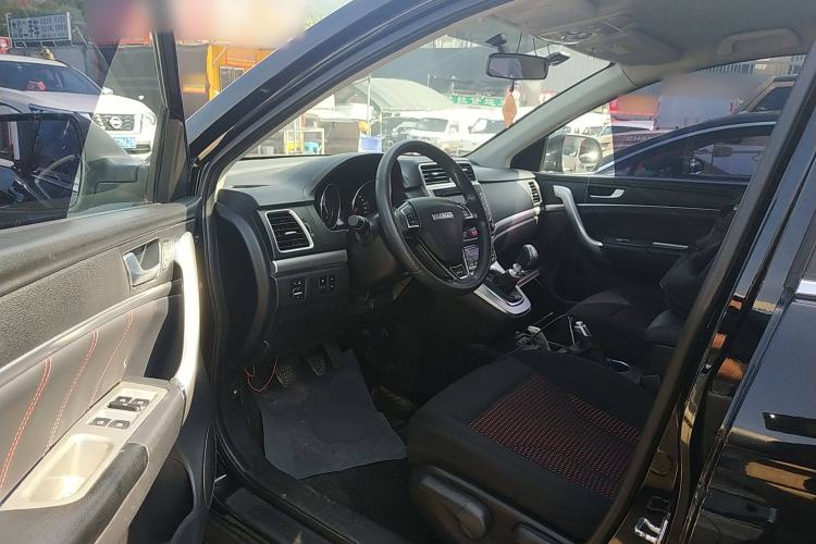 Used Haval M6 2019 1.5T Manual Two-Wheel Drive Urban Version China VI Standard