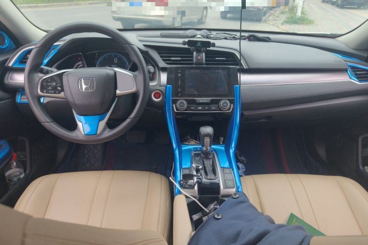 Used Honda Civic 2016 220TURBO CVT Luxury Edition
