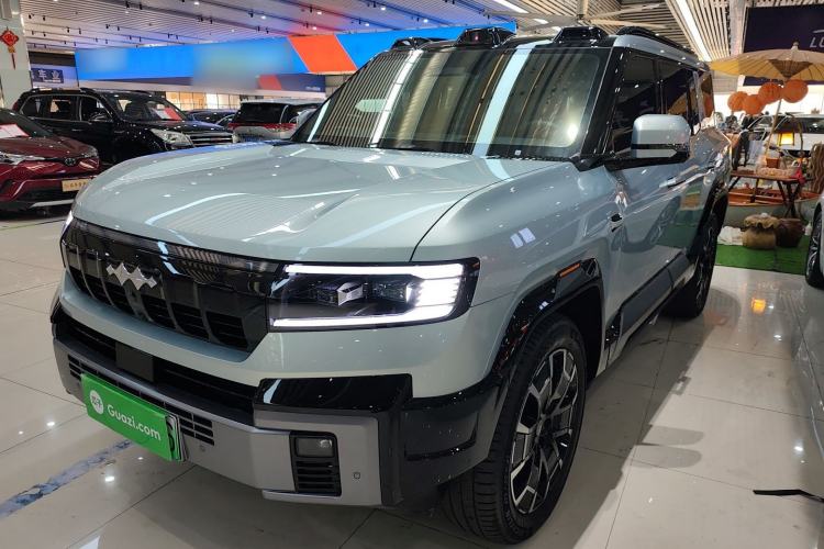 Used Formula Leopard 8 2025 Smart & Brave Flagship Edition 7 Seats