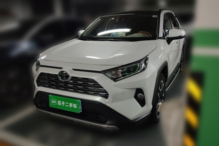 Used Toyota RAV4 2021 2.0L CVT Four-Wheel Drive Premium Edition