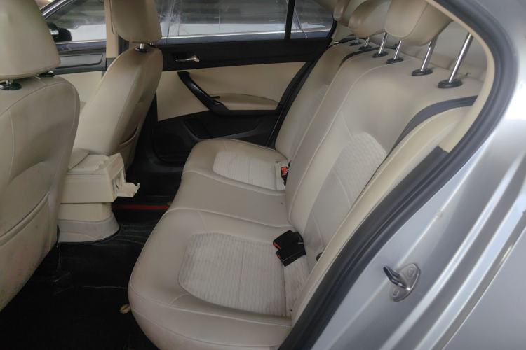 Used Skoda Rapid 2013 1.6L Automatic Smart Selection Model