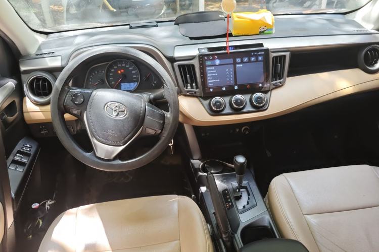 Used Toyota RAV4 2016 2.0L CVT Two-Wheel Drive Urban Edition China V Standard
