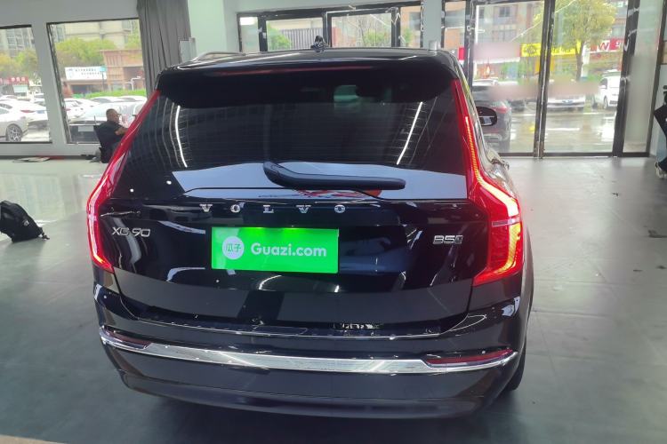 Used Volvo XC90 2024 B5 SmartDrive Luxury Edition 5 Seats Rear