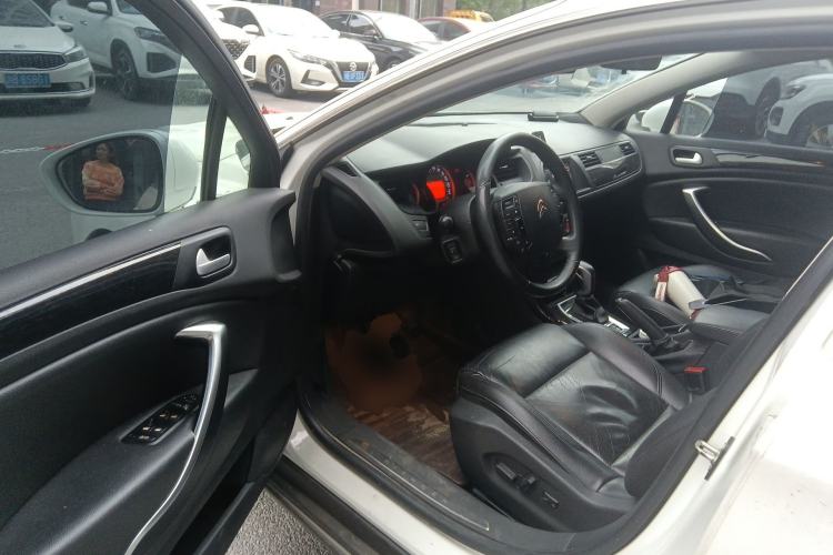 Used Citroen C5 2014 2.0L Automatic Luxury Edition Driver Seat