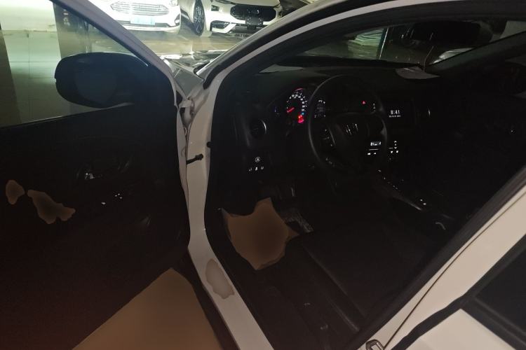 Used Honda XR-V 2020 220TURBO CVT Luxury Edition Driver Seat