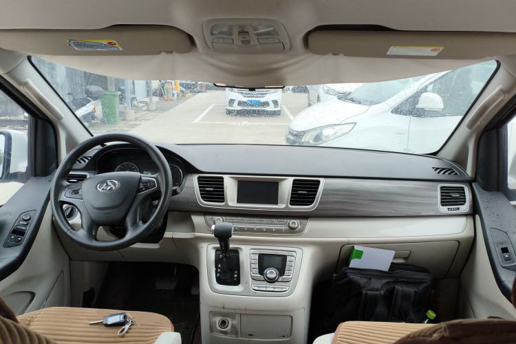 Used SAIC MAXUS G10 2018 PLUS 2.0T Automatic Smart Edition