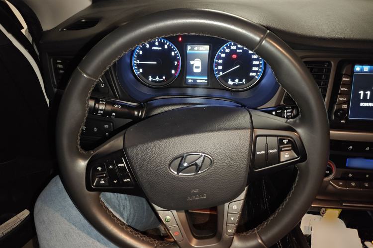 Used Hyundai Mistra 2019 1.8L Automatic Deluxe DLX Model China VI Standard Steering Wheel