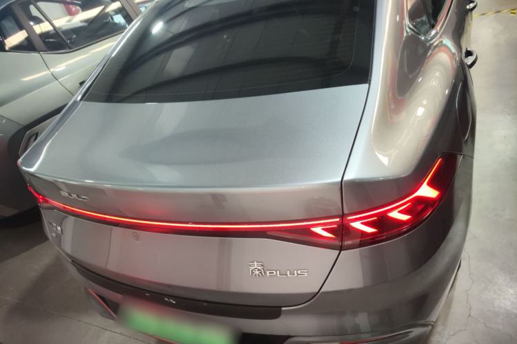 Used BYD Qin PLUS 2024 Honor Edition EV 510KM Leading Model
