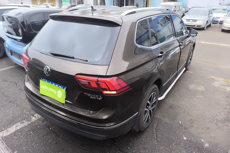Used Volkswagen Tiguan L 2018 330TSI Automatic Two-Wheel Drive Luxury Edition Rear Right 45 Deg