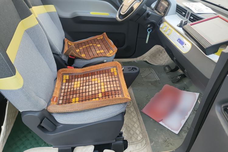 Used Wuling Hongguang MINIEV 2021 Macaron Premium Model – Lithium Iron Phosphate Right Front Seat