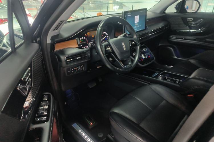 Used Lincoln Corsair 2021 2.0T Two-Wheel-Drive Luxury Edition