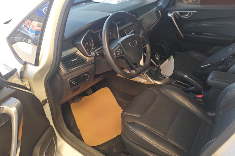 Used Geely Auto Vision X3 2017 1.5L Manual Elite Model Driver Seat