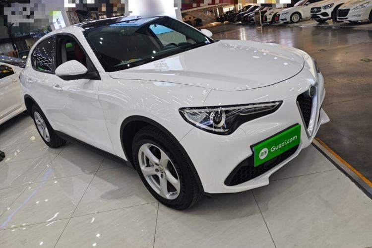 Used Alfa Romeo Stelvio 2017 2.0T 200HP Elite Edition
