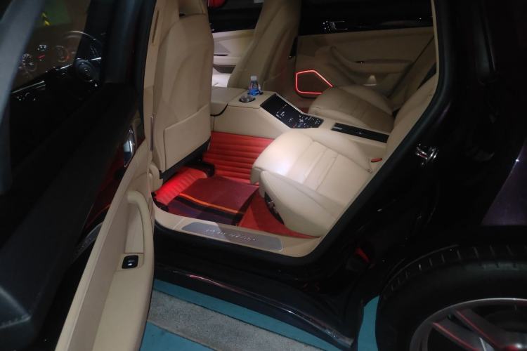 Used Porsche Panamera 2019 Panamera Executive Long Wheelbase 2.9T Left Rear Seat