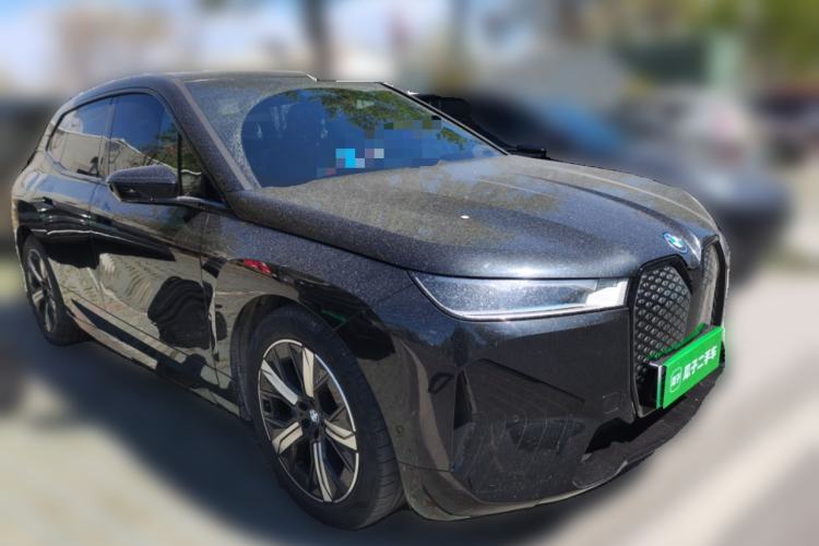 Used BMW iX 2022 xDrive40 Front Right 45 Deg