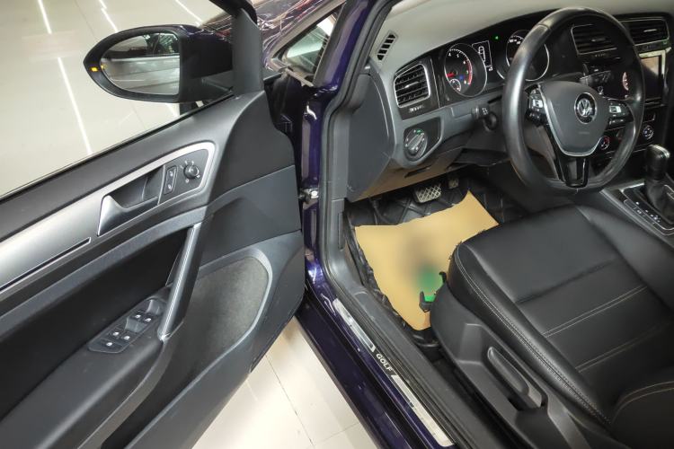 Used Volkswagen Golf 2019 200TSI DSG Comfort & Ambition Edition China VI Standard