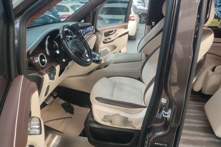 Used Mercedes-Benz V-Class 2018 V250 2.0T Middle East Version