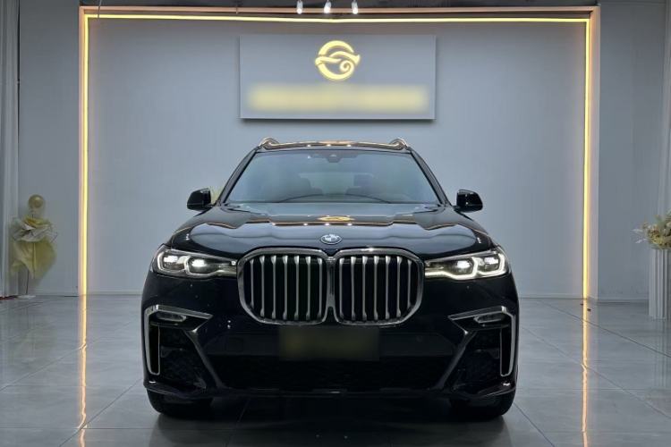 Used BMW X7 2022 xDrive40i Luxury M Sport Package
