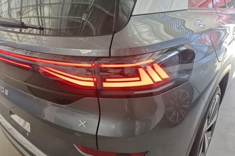 Used Volkswagen ID.6 X 2021 1st Edition ID. First Impression Edition Right Rear Taillight