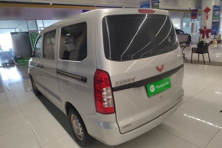 Used Wuling Hongguang V 2022 1.5L Jingqu Version Hydraulic Power Steering LAR