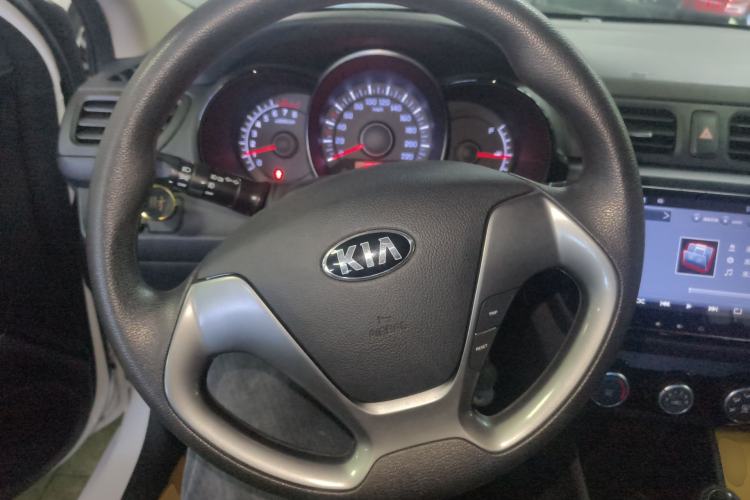 Used Kia K2 2015 Hatchback 1.4L AT GLS Cool Edition