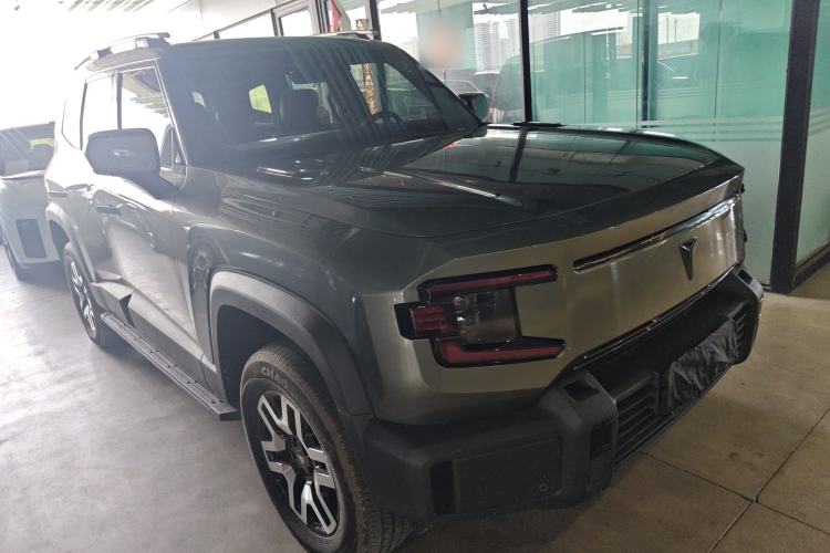 Used Deepal G318 2024 Two-Wheel Drive Air Suspension Version Front Right 45 Deg