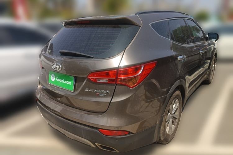 Used Hyundai Santa Fe 2015 2.0T Automatic Two-Wheel Drive Smart Version 5 Seats