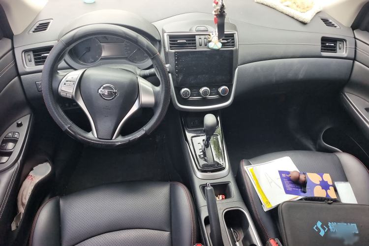 Used Nissan Tiida 2021 1.6L CVT Cool Edition
