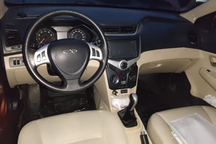 Used Chery Fengyun 2 2013 Hatchback 1.5L Manual Ruiyi Edition