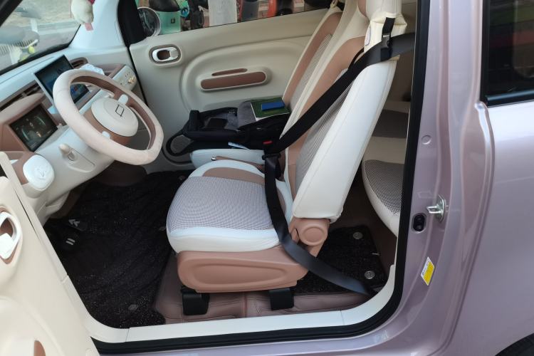 Used Bestune Pony 2026 222km Colorful Horse Left Front Seat