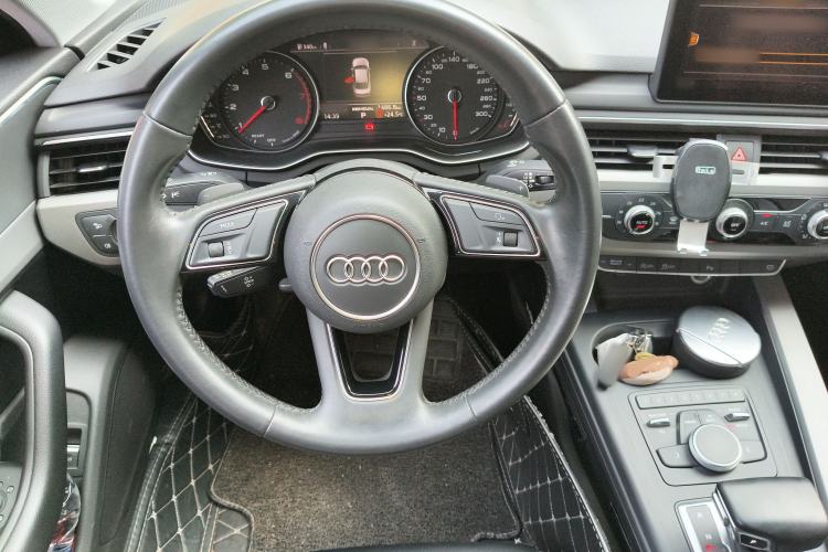 Used Audi A4L 2019 40 TFSI Ambition China VI