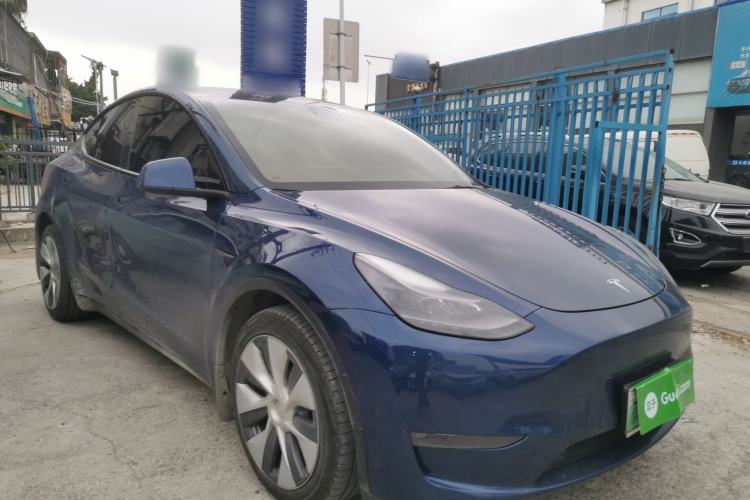 Used Tesla Model Y 2021 Long-Range All-Wheel-Drive Version
