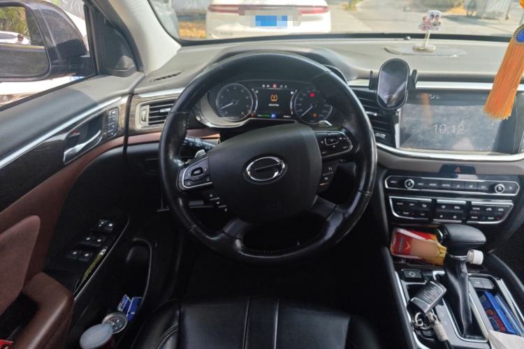 Used GAC Trumpchi GS8 2017 320T Two-Wheel Drive Luxury Smart Connectivity Version (7 Seats)