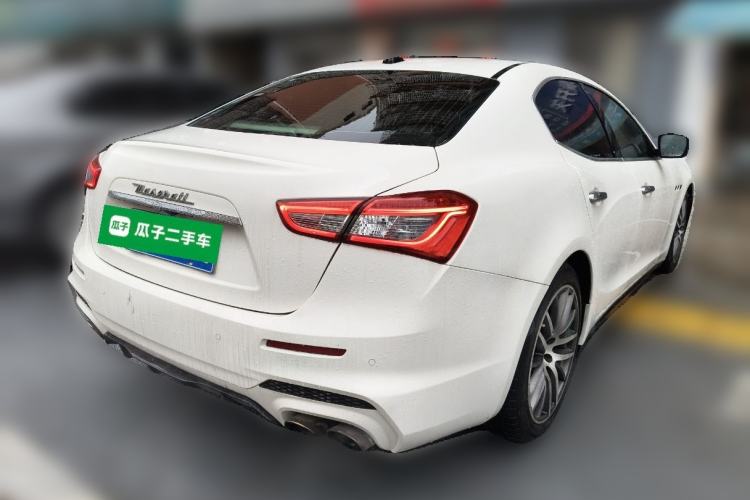 Used Maserati Ghibli 2014 3.0T S Q4 Rear Right 45 Deg