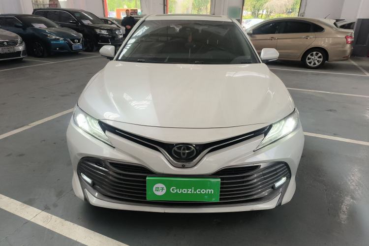 Used Toyota Camry 2018 2.0G Luxury Edition Front