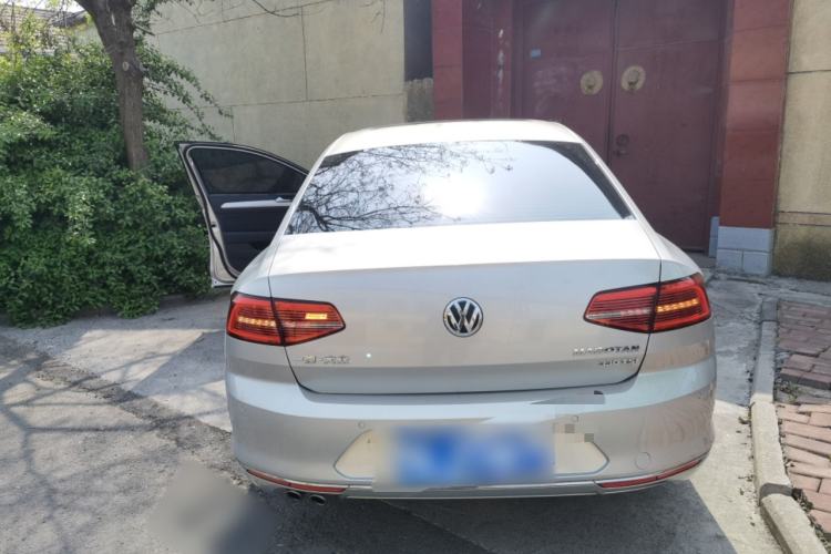 Used Volkswagen Magotan 2018 330TSI DSG Advanced Model Rear