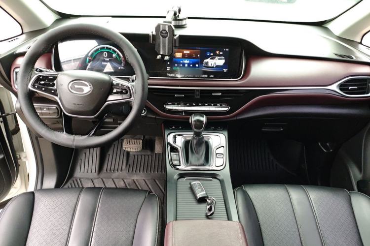 Used GAC Trumpchi M6 2021 PRO 270T DCT Luxury Edition
